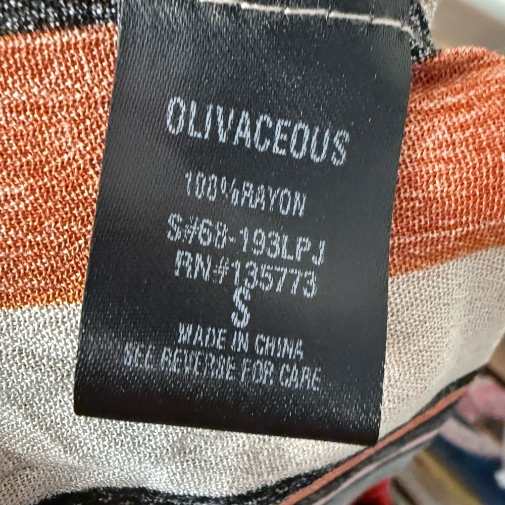 Olivaceous striped wide-leg pants flowy with high side slits - Picture 9 of 10